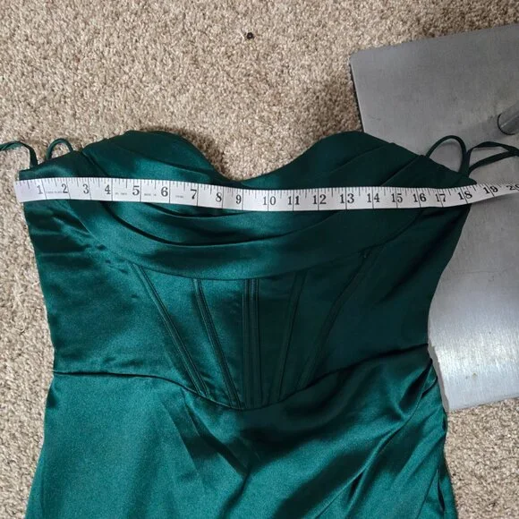 11 (fits ~8-10) GB (Gianni Bini) Emerald Green Satin Bustier Split Thigh Gown - Picture 7 of 12